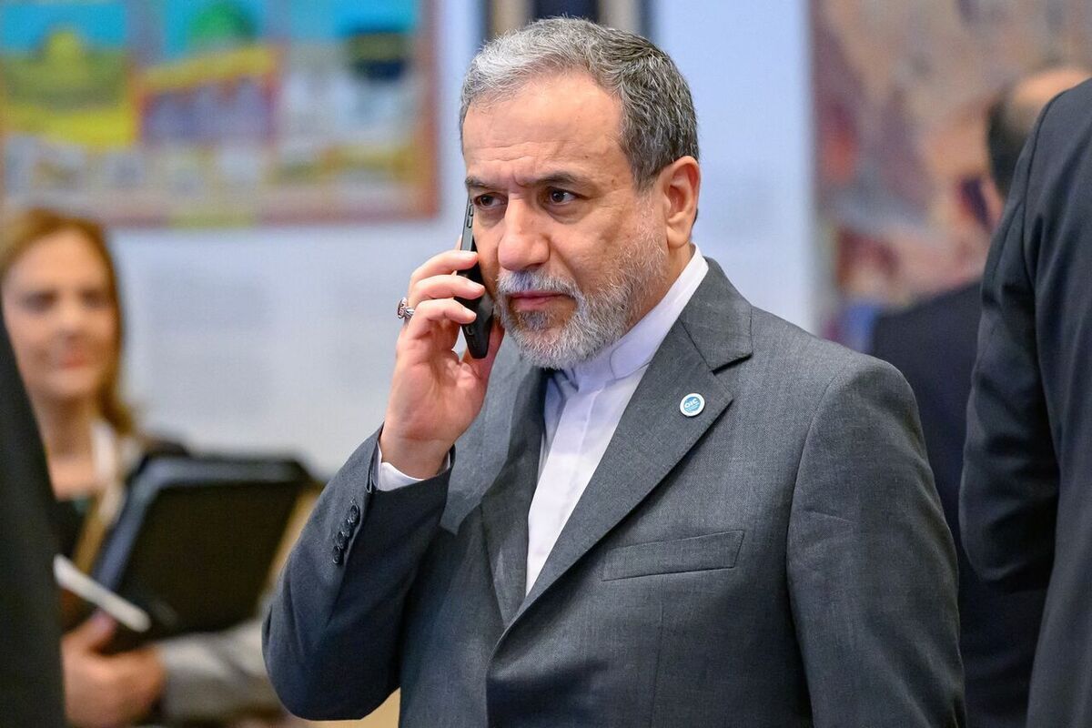 تماس تلفنی عراقچی با وزیران خارجه کشورهای منطقه