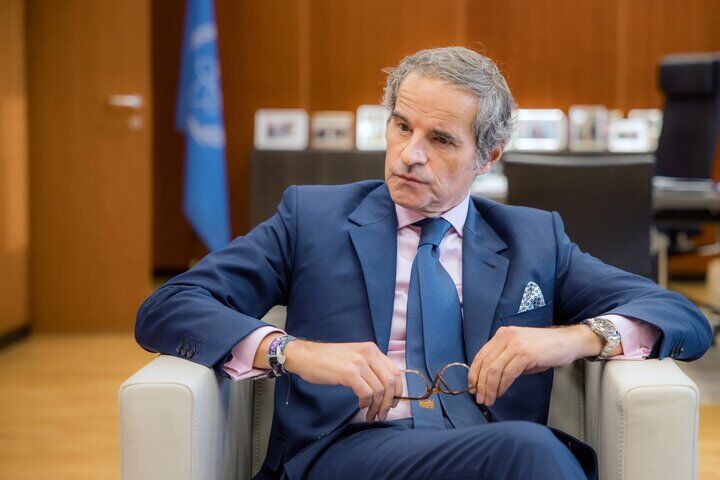 گروسی در مذاکرات ایران و آمریکا در سوئیس شرکت می‌کند
