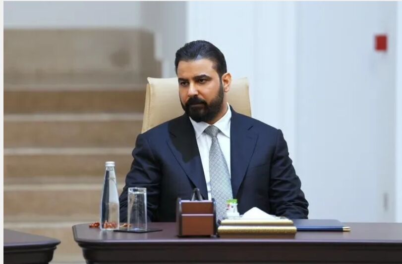 نخست‌وزیر عراق: از موضع خود درباره انحصار سلاح عقب‌نشینی نخواهم کرد/ در این مورد تا پای رویارویی پیش می‌روم، حتی اگر به قیمت جانم تمام شود