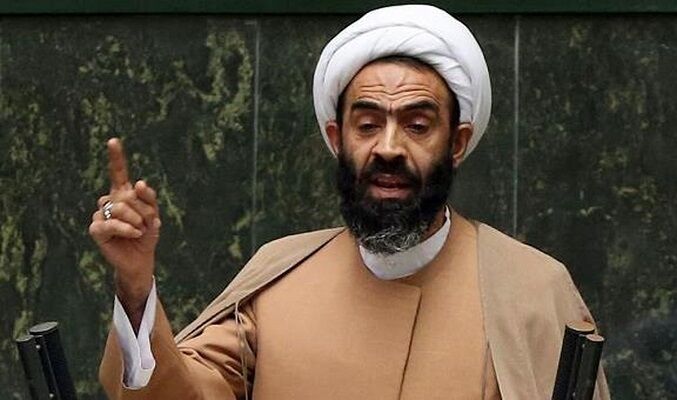توییت مشاور قالیباف درباره ادعای یک نماینده مجلس از جلسه با رهبر انقلاب؛ نقدعلی دروغ می‌گوید + عکس