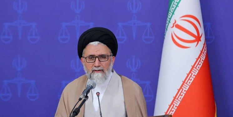 نظام سلطه همیشه به دنبال براندازی بوده است / در «اغتشاشات» اخیر خودشان هم تصور کردند انقلابی در حال رخ دادن است