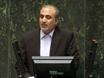 قرار بود لاریجانی از طرف اصلاح‌طلبان به عنوان سرلیست تهران دعوت شود، چراغ سبزی ندید سردرگم شد؛ جهانگیری هم همینطور
