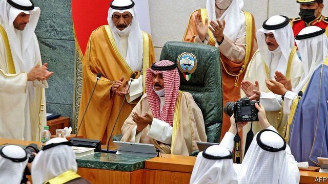 پیرترین ولیعهد جهان به تخت پادشاهی نزدیک می‌شود
