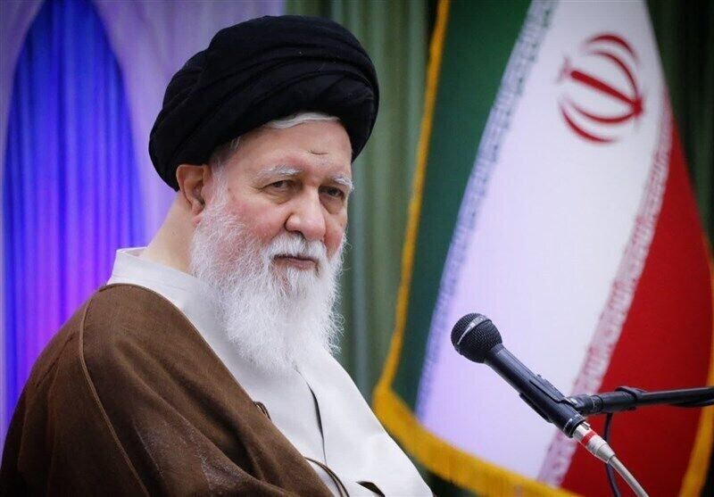 علم الهدی: قطعا دشمن در قدم بعدی با تهاجم سخت‌تری به فکر انتقام می‌افتد، ما باید مقاومت و ایستادگی کنیم