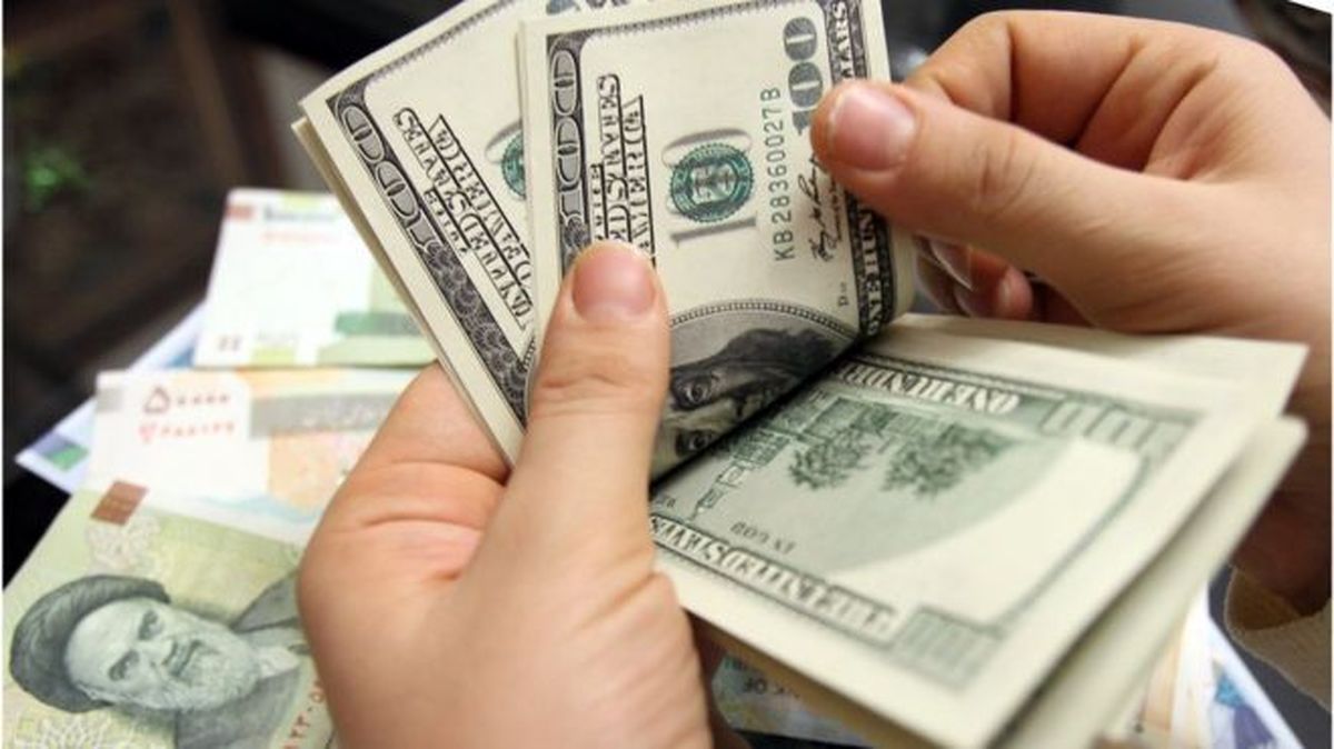 نرخ دلار در بازار متشکل ارزی را کاهش دهید