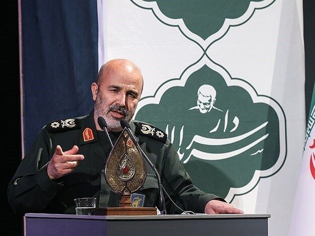 حاج قاسم در عراق ۳۲ و در سوریه بیش از ۱۰۰ عملیات علیه داعش طراحی کرد