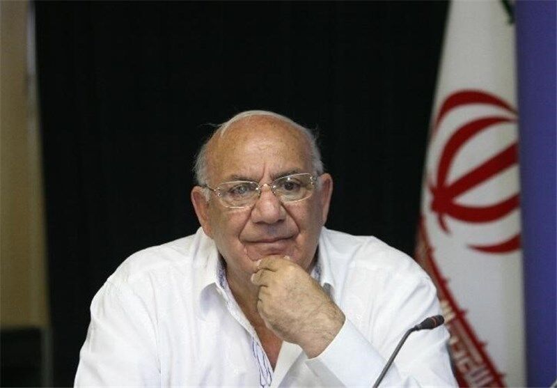 پس کی‌ می‌خواهیم به مربی ایرانی فرصت دهیم؟/ جایگاه اسکوچیچ را خودمان تضعیف کردیم