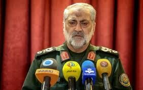 سردار شکارچی: اگر دشمنان می‌توانستند ما را از بین ببرند، ساعتی صبر نمی‌کردند/ هجوم با قدرت به دشمن، دکترین جمهوری اسلامی است؛ اگر به زیرساخت‌های ایران آسیبی برسد، همه زیرساخت‌های منطقه هدف ما است