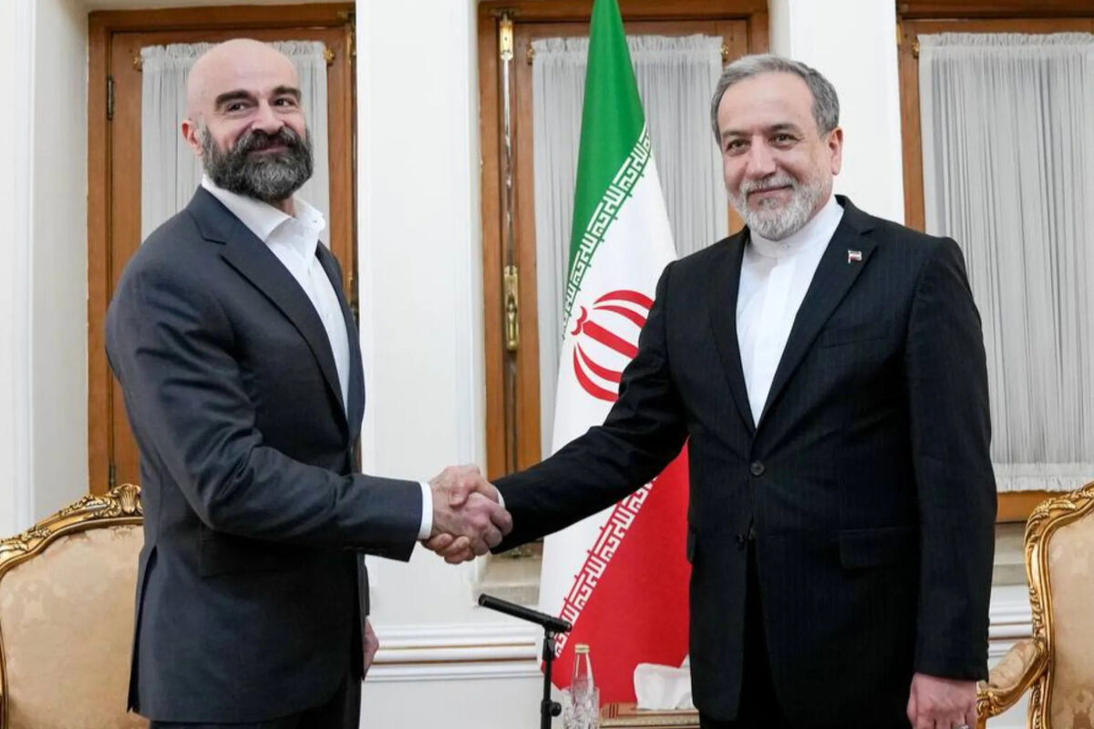 دیدار و گفت‌و‌گوی رئیس اتحادیه میهنی کردستان عراق با عراقچی