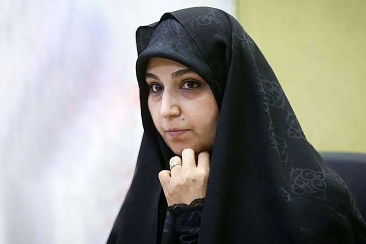 نرجس سلیمانی، عضو شورای شهر: مستنداتی پیرامون اینکه شهرداری تهران «کالای دست دوم» را به نام «کالای نو» خریداری کرده، وجود دارد؛ این اسناد را در اختیار نهاد‌های نظارتی قرار می‌دهم
