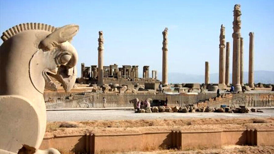 طرح ساخت نمازخانه و وضوخانه در تخت جمشید
