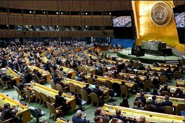 آسوشیتدپرس: کنفرانس سازمان ملل برای بررسی «پیمان منع گسترش سلاح‌های هسته‌ای»، بدون توافق پایان یافت/ رئیس کنفرانس: دلیل اصلی شکست، بندی با این مضمون بود که «ایران نمی‌تواند به سلاح هسته‌ای دست یابد»