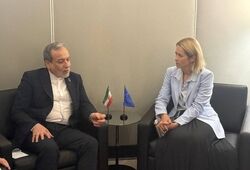 عراقچی در دیدار مسئول سیاست خارجی اتحادیه اروپا: پیمان‌شکنی مکرر آمریکا تنها عامل اخلال در روندهای دیپلماتیک بوده است